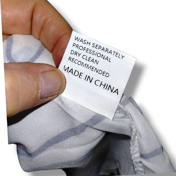 Artistic Ivory Blouse Black Line Portrait Silky Draping Sleeveless Neck Tie - Picture 11 of 14